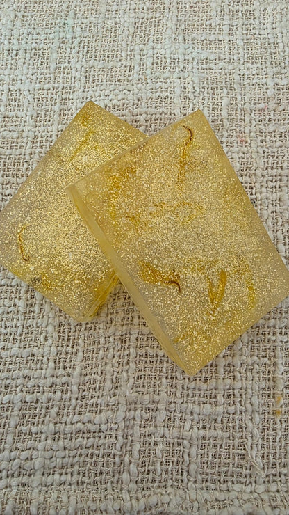 Sabonete Artesanal de Glicerina com Calêndula 100g